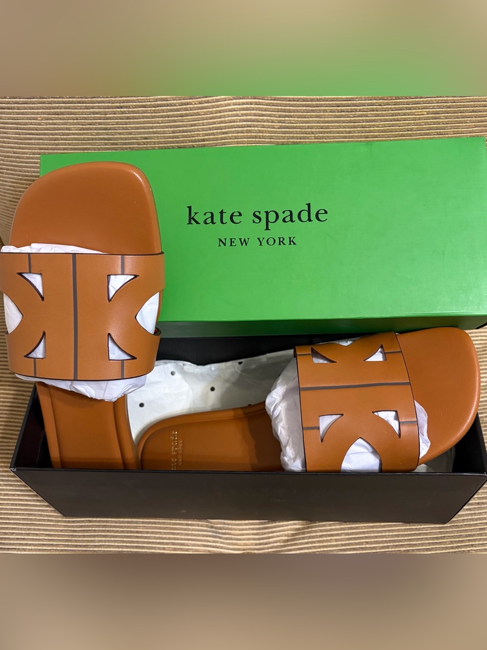 NWT Kate Spade New York Duo Smooth Leather Slide - Saddle Brown - Size 8